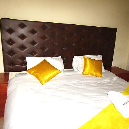 African Cave Lodge 哈曼斯克拉尔 外观 照片