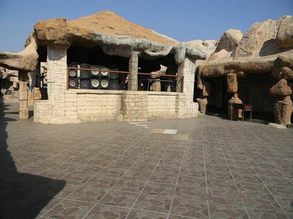 African Cave Lodge 哈曼斯克拉尔 外观 照片